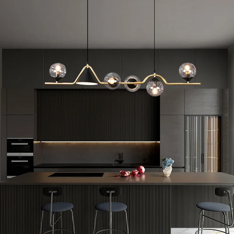 Lampadario in vetro moderno luminoso