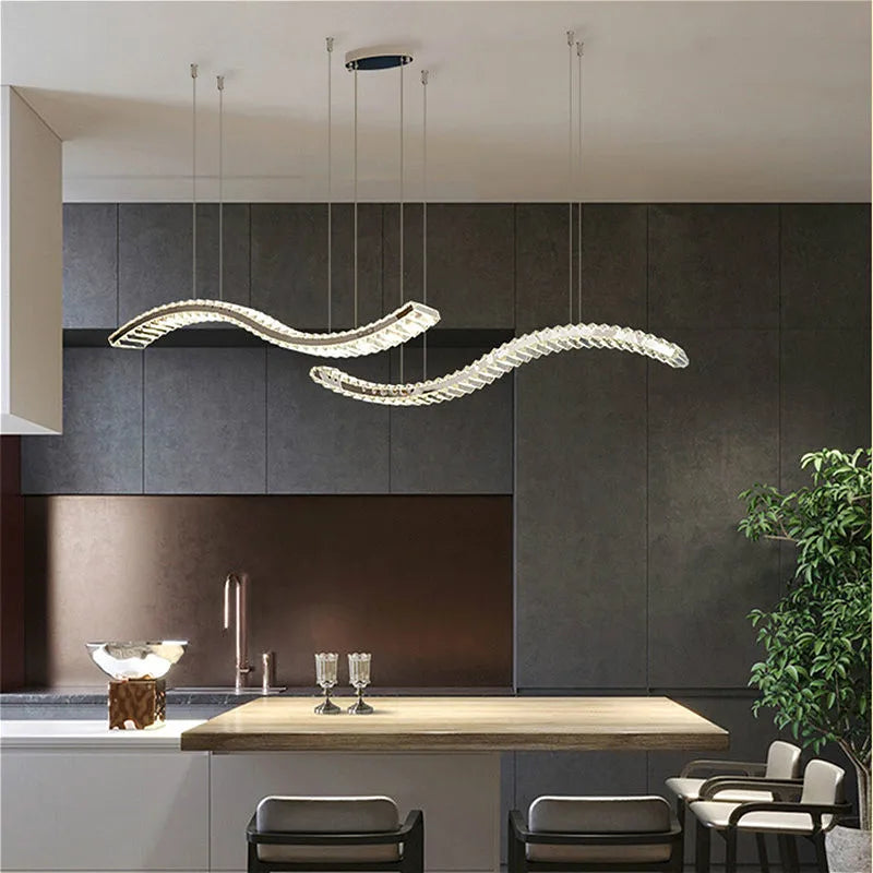 Elegante lampadario moderno design architettonico