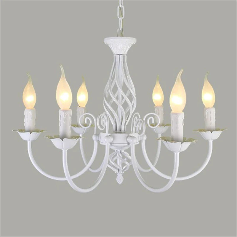 Lampadario moderno in ferro battuto