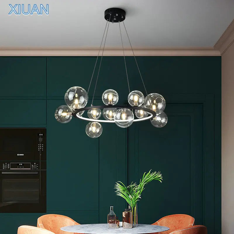 Lampadario in vetro contemporaneo elegante