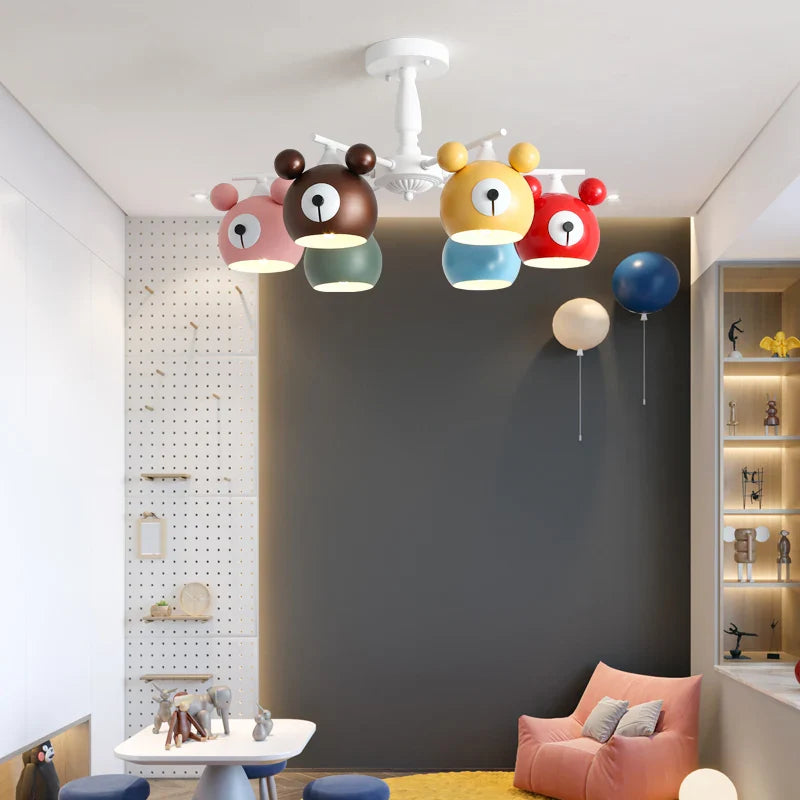 Lampadario orso luminoso: magia brillante
