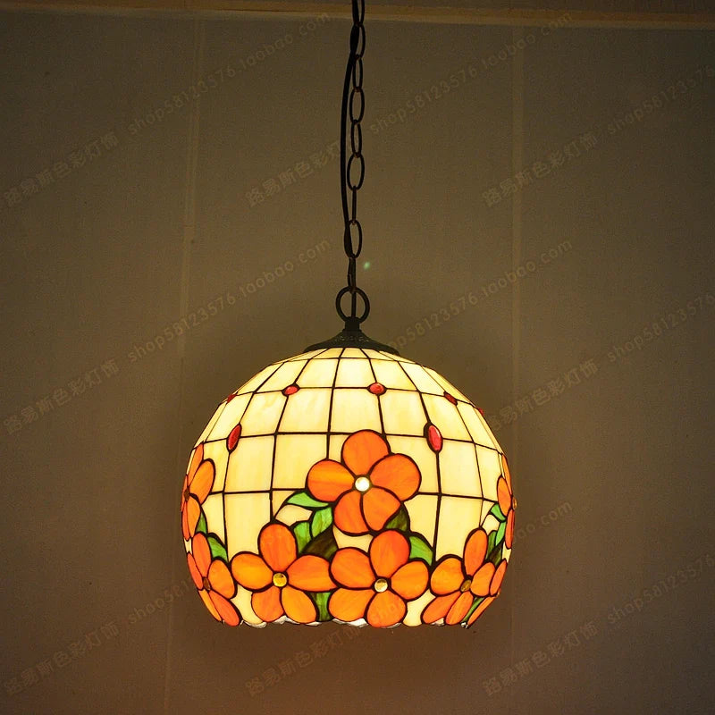 lampadario in vetro a fiori ricchi stile tiffany per illuminazione elegante