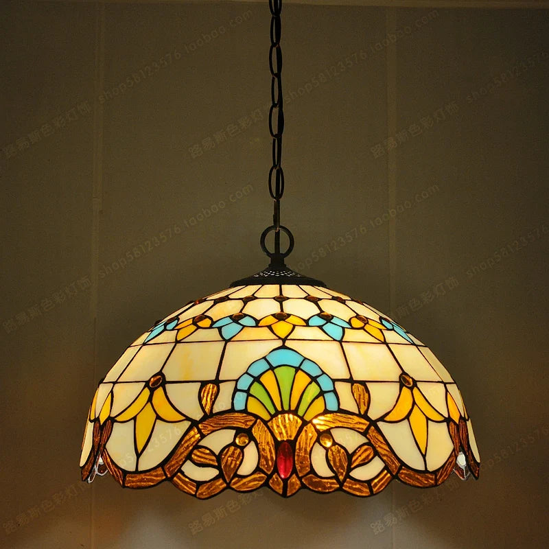 lampadario in vetro tiffany per caffè e ristoranti europei antico