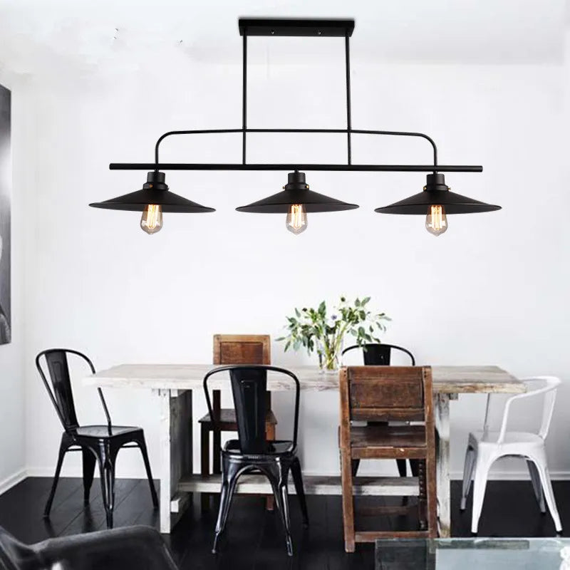 lampadario retrò in ferro stile industriale per decorazione creativa