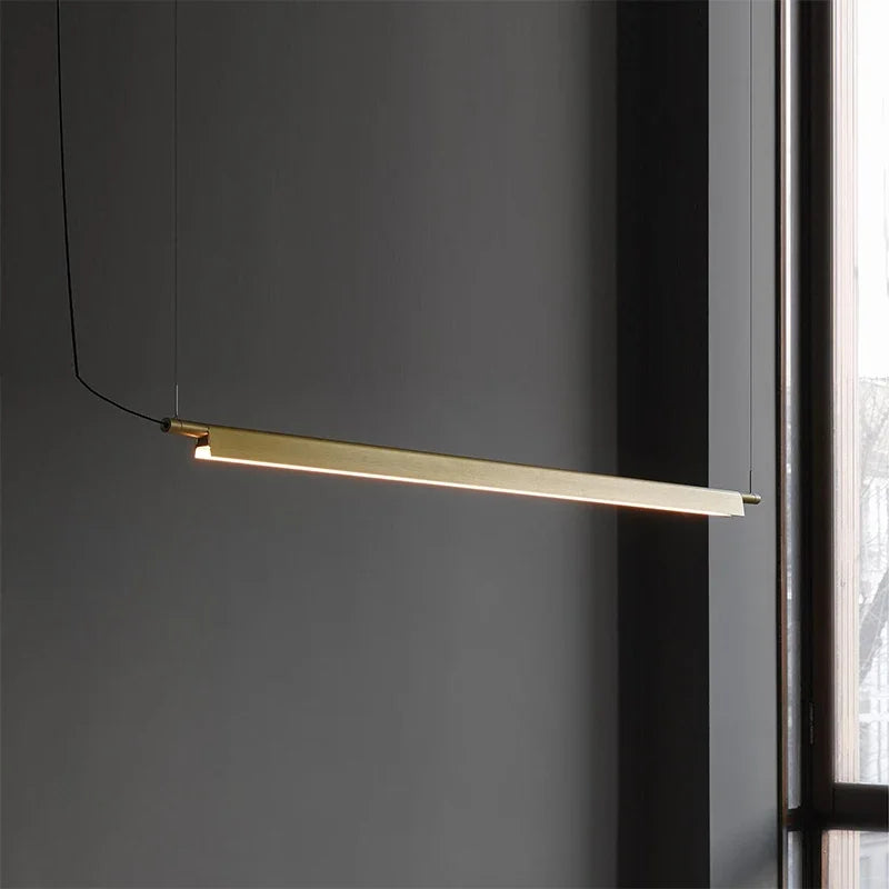 Lampadario LED elegante e contemporaneo