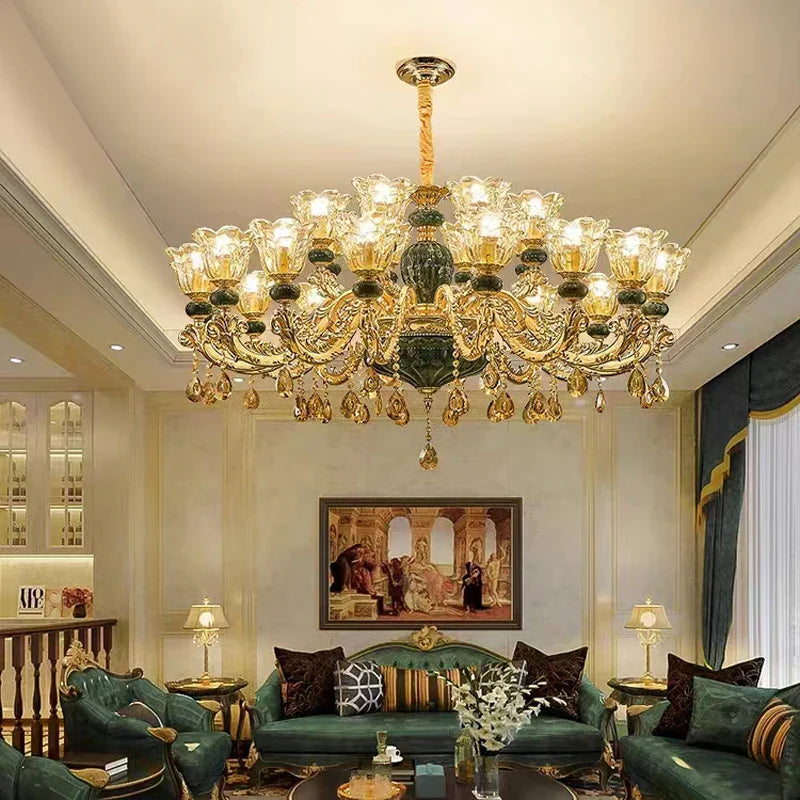 lampadario in cristallo leggero per decorazione elegante e raffinata