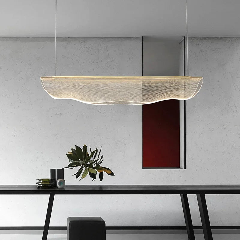 Lampadario moderno in vetro trasparente