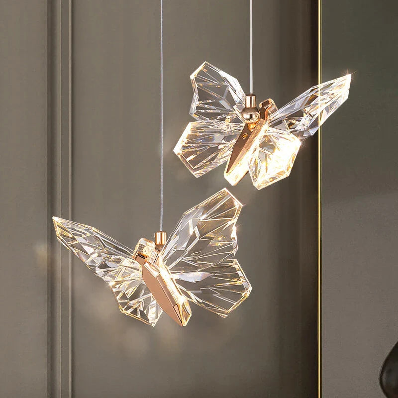 lampadario farfalla in cristallo per decorazione d'interni elegante
