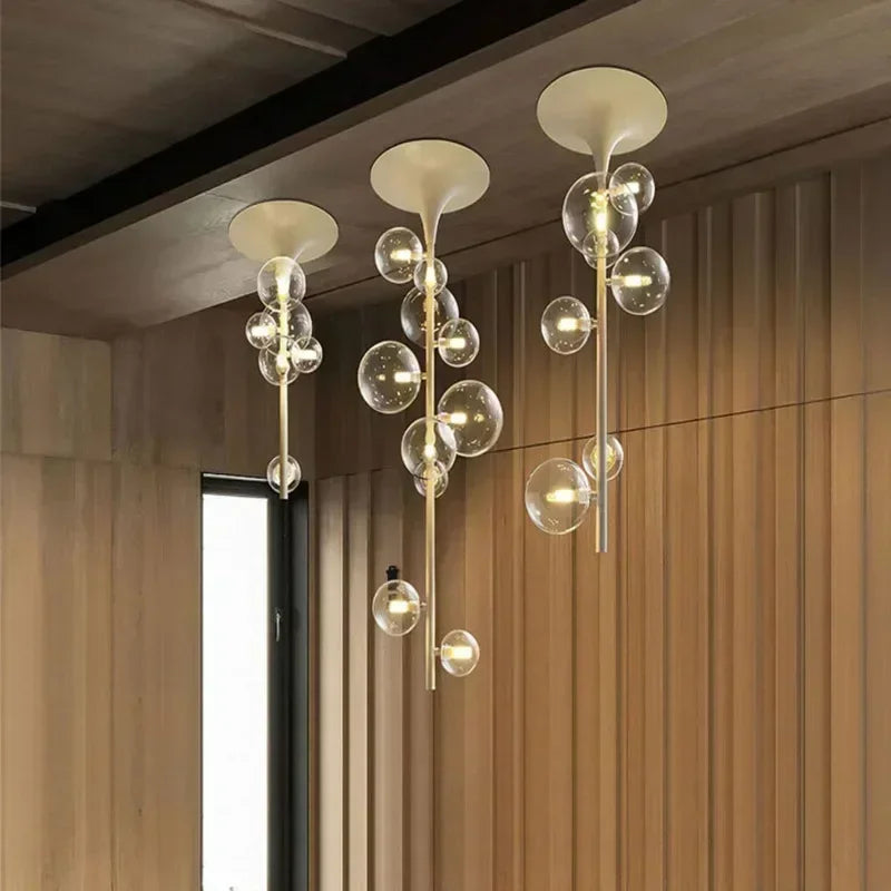 lampadario moderno in vetro per una decorazione elegante
