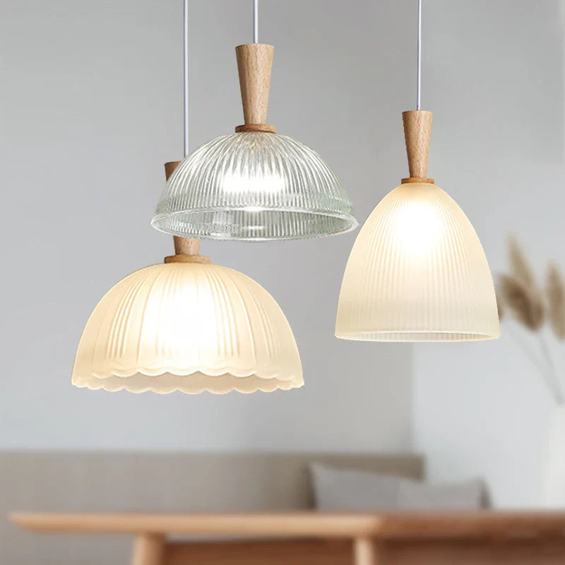Lampadario in vetro design raffinato
