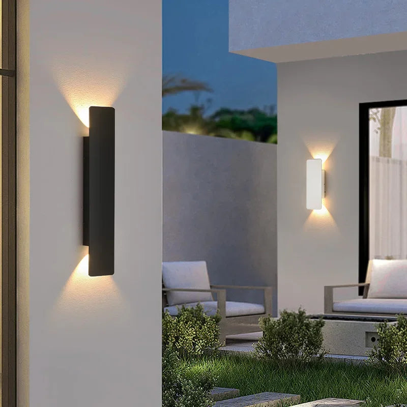 Applique da parete LED in alluminio – design verticale elegante e luce esterna impermeabile IP65