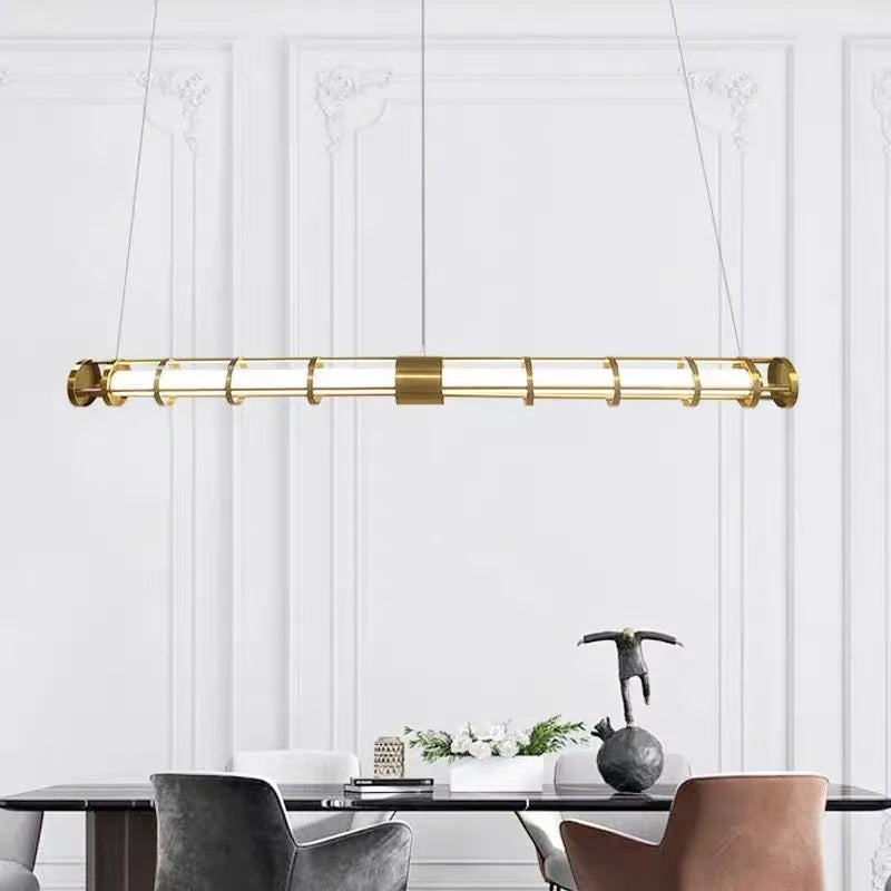 lampadario moderno in acciaio inox con LED e acrilico cavo
