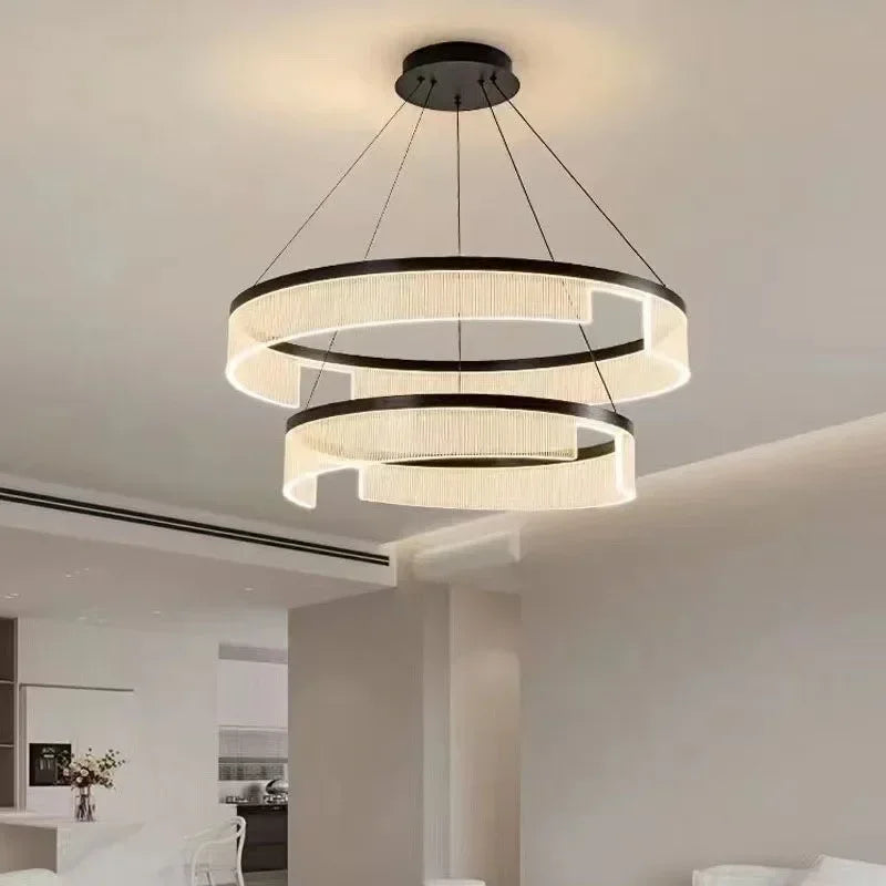 lampadario LED ad anelli sospeso dal design nordico moderno