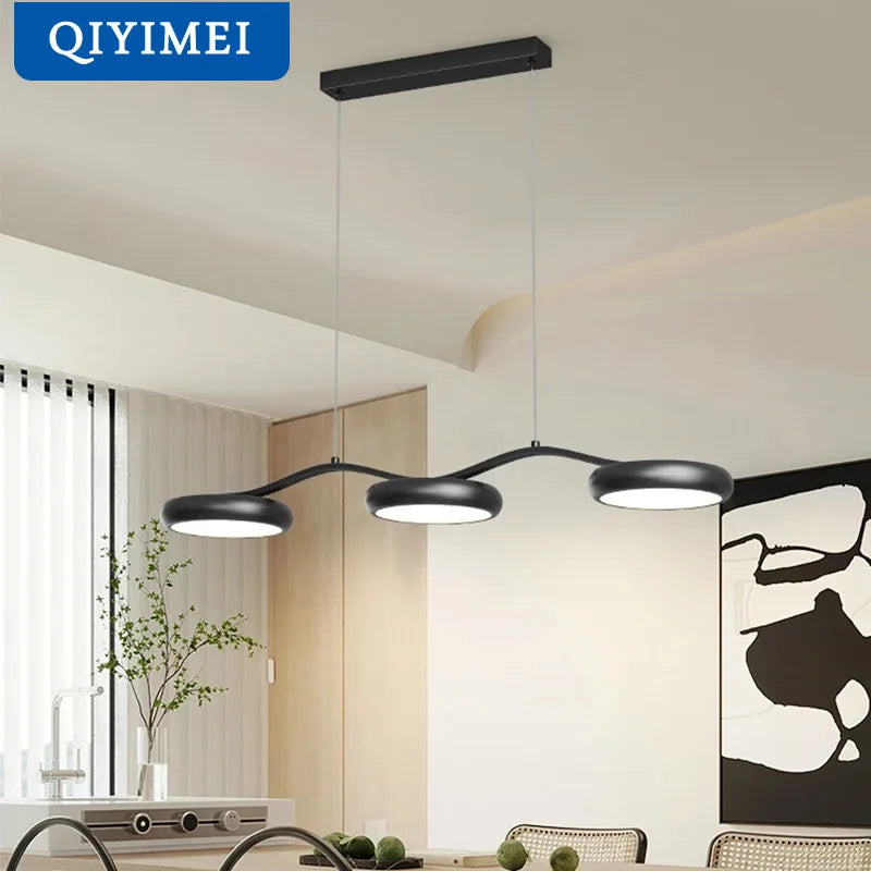 Lampadario LED atmosfera moderna accogliente