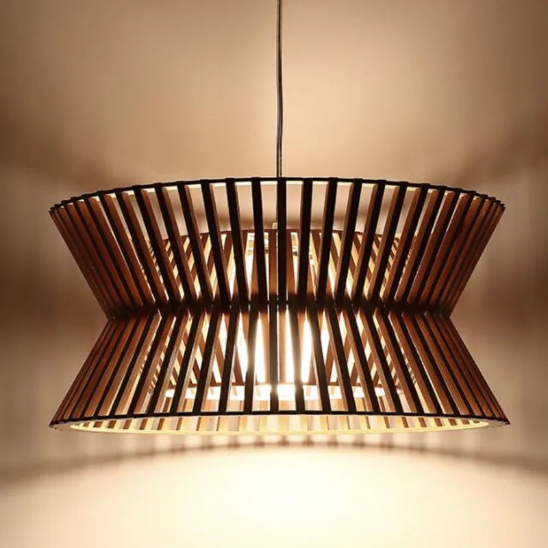 lampadario in legno massiccio stile nord-europeo per illuminazione interna
