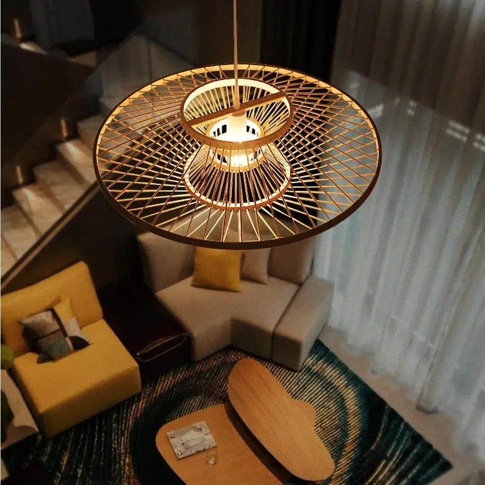 Lampadario in bambù luminoso