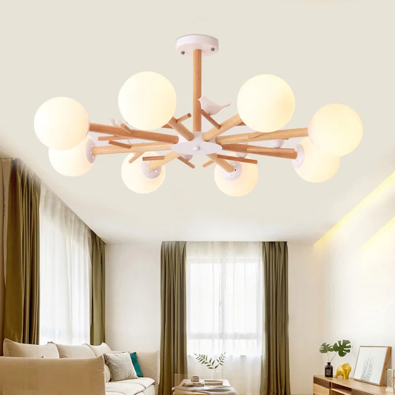 lampadario in legno naturale con paralume in vetro moderno