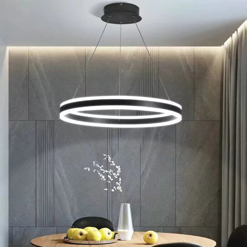 Lampadario LED contemporaneo elegante.