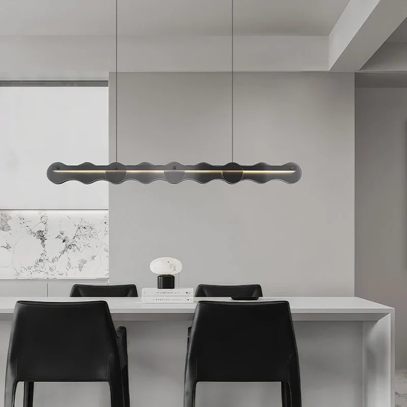 lampadario creativo in vetro per atmosfera moderna ed elegante