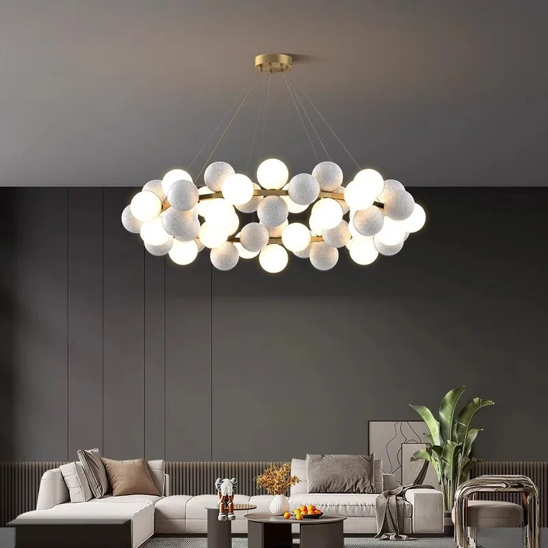 lampadario dal design moderno per decorazione interna
