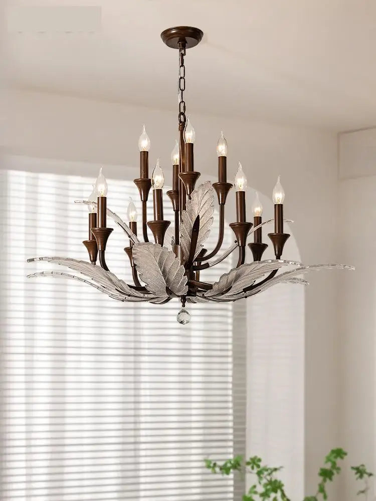 lampadario vintage in cristallo per illuminazione interna elegante