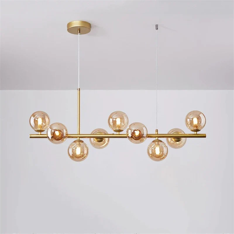 Lampadario contemporaneo elegante e luminoso