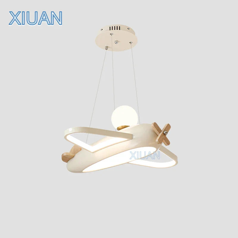 lampadario creativo a forma di aereo per bambini