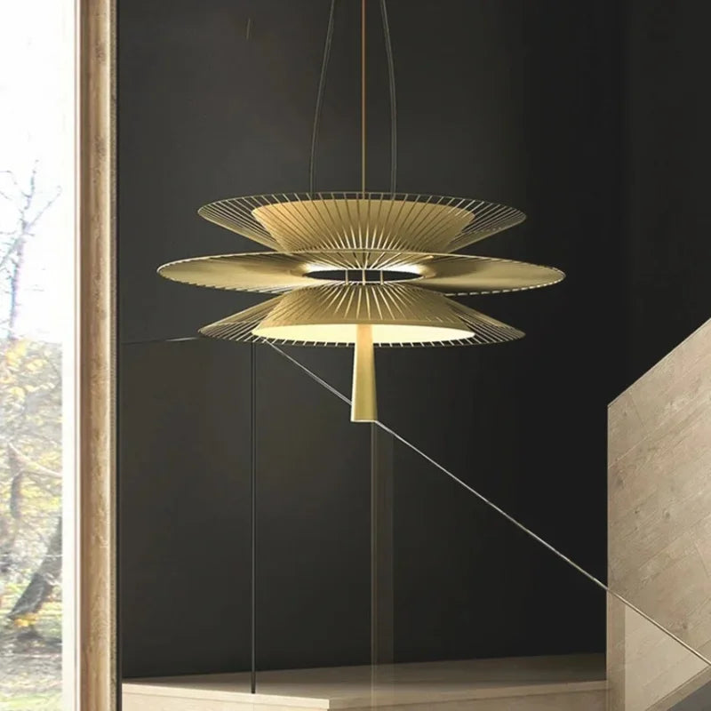 Lampadario moderno elegante sospeso