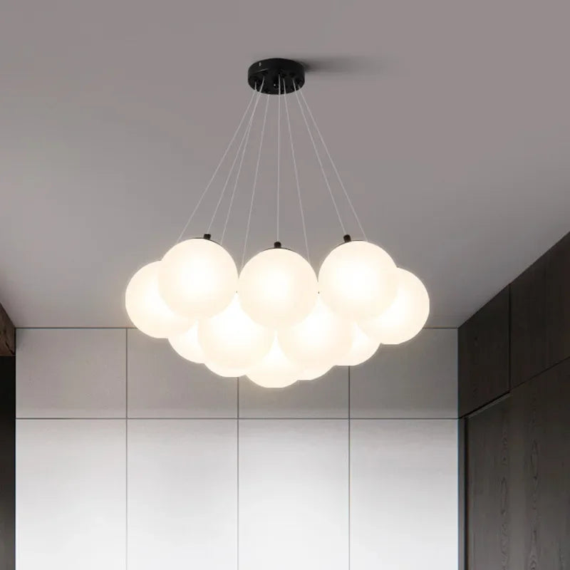 Elegante lampadario nordico, spazio moderno