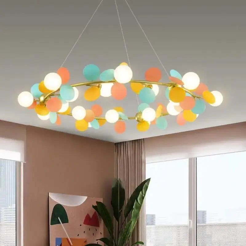 Lampadario moderno elegante luminoso contemporaneo