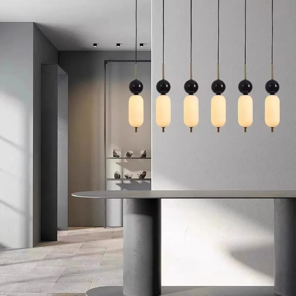 lampadario led a sfera in marmo naturale in acrilico con filo regolabile