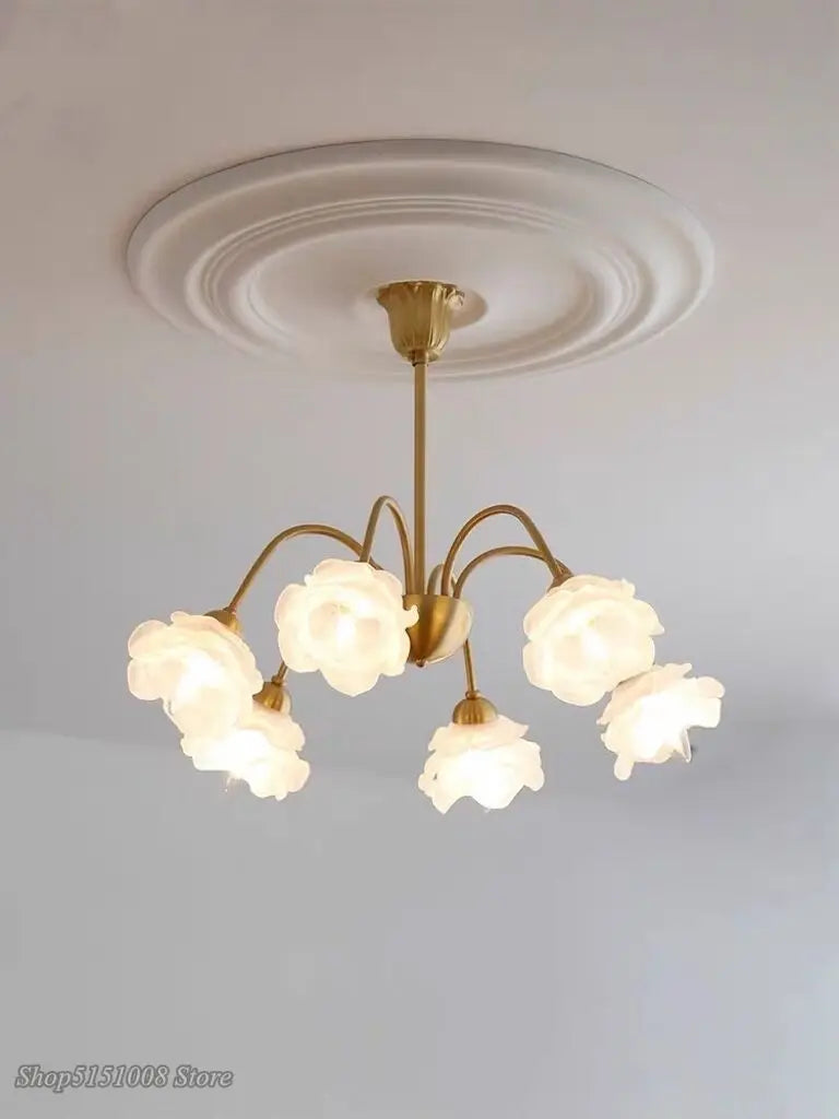 lampadario retrò in ottone stile francese a forma di fiore