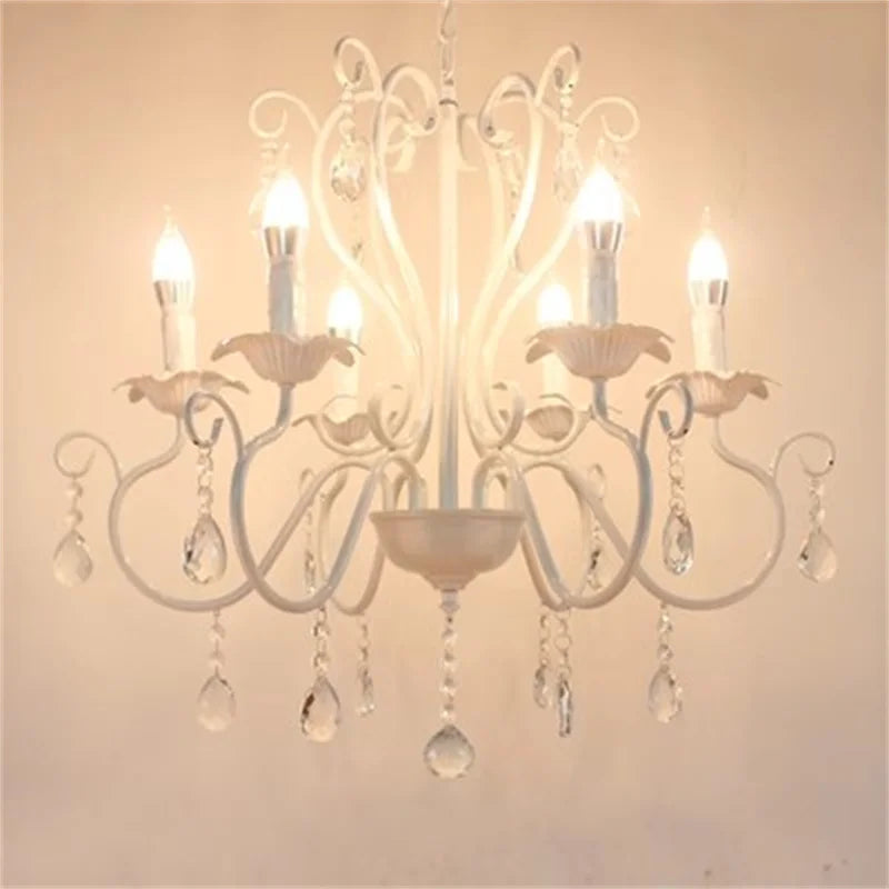 Elegante Lampadario Vintage Raffinato.