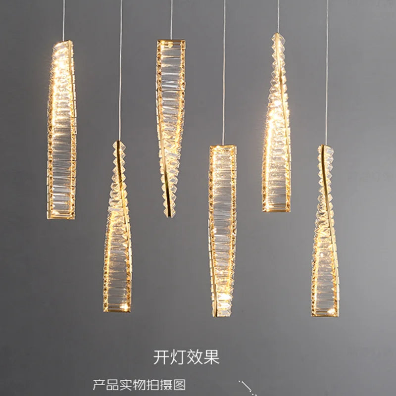 lampadario in cristallo design moderno per atmosfera elegante