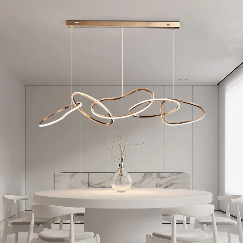 lampadari nordici sospesi per un'illuminazione interna elegante