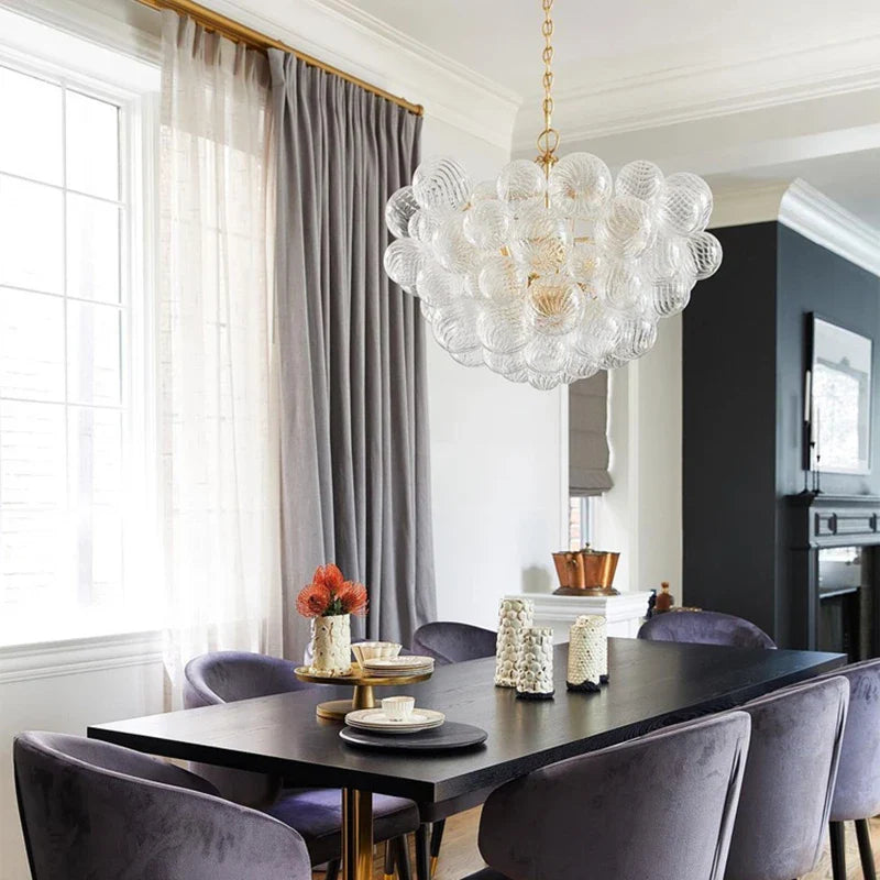 lampadario moderno in vetro design per decorazione interna elegante