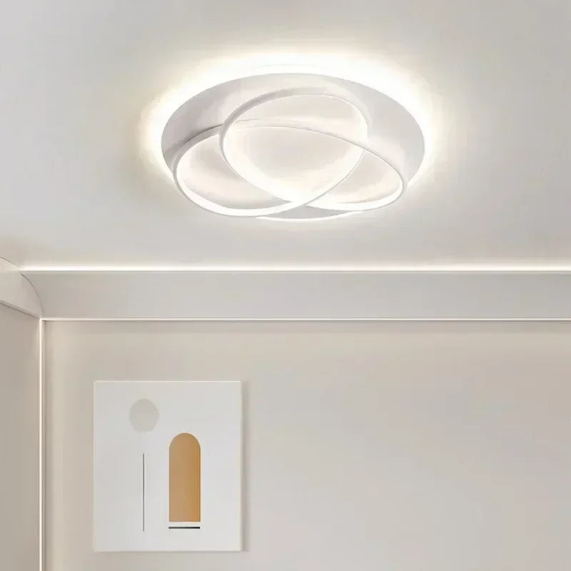 Lampadario moderno brillante e stiloso