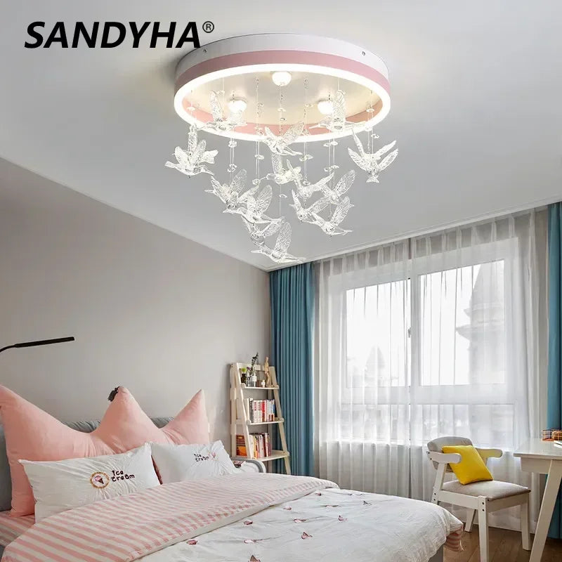 Lampadario Sandyha luminoso camera fiabesca