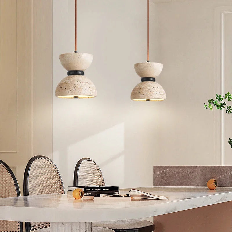 Lampadario contemporaneo in pietra elegante