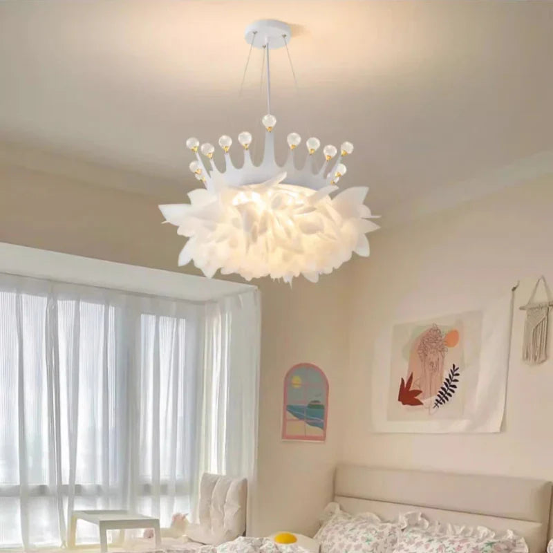 lampadario romantico in cristallo per una decorazione moderna