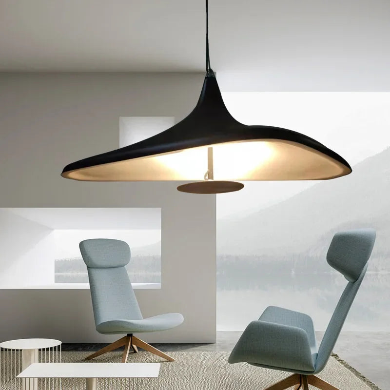 lampadario moderno italiano per illuminazione artistica interna