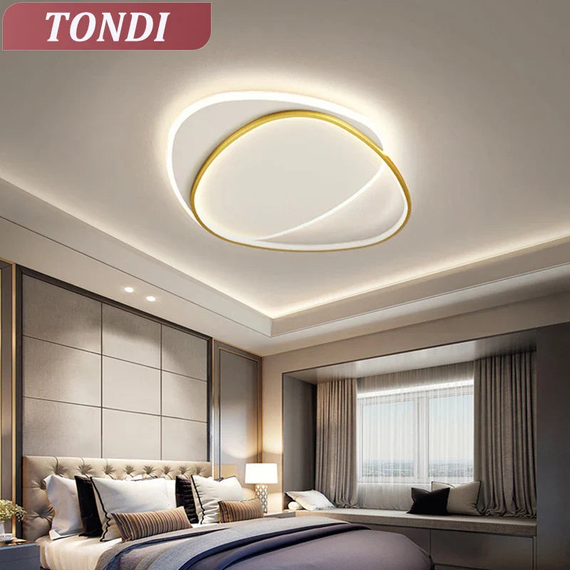 Elegante lampadario LED minimalista