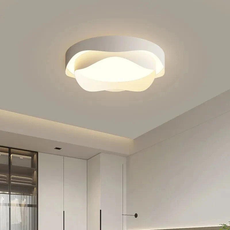 Lampadario LED moderno bianco elegante