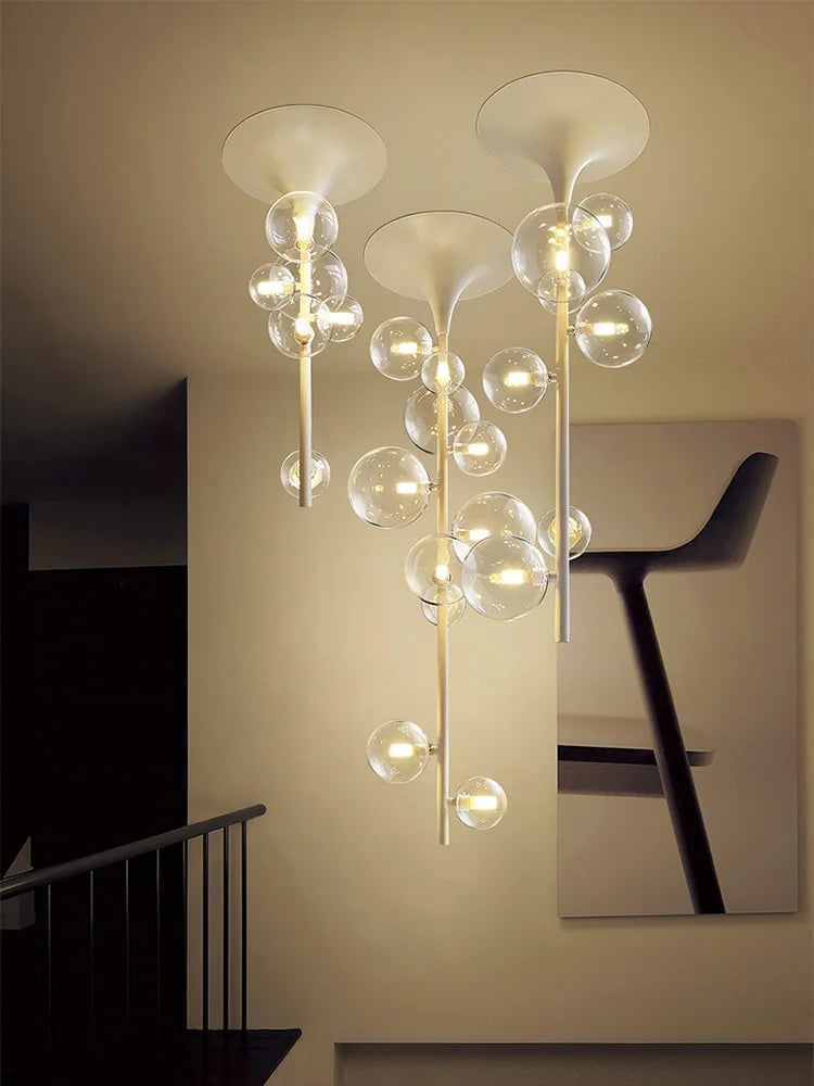 Lampada a sospensione moderna dal design essenziale