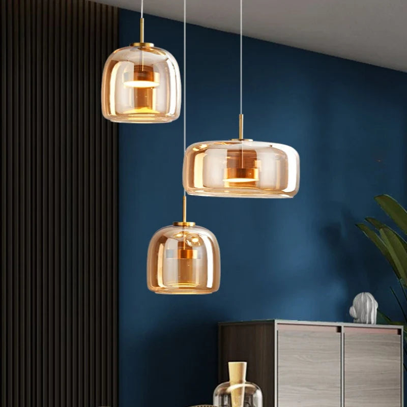 Lampadario elegante in vetro design moderno
