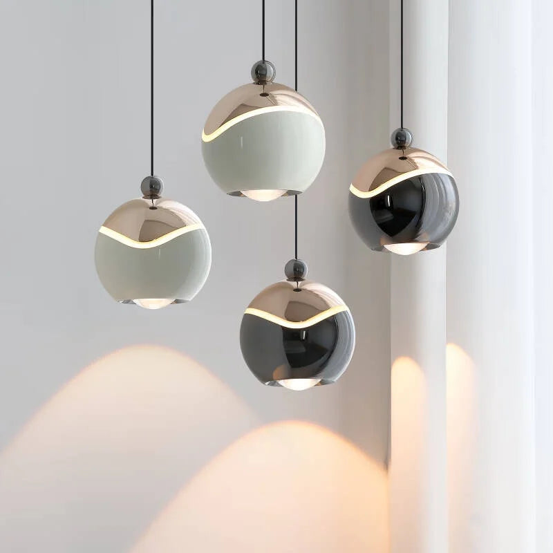 lampadario a led per decorare vari spazi interni ed esterni