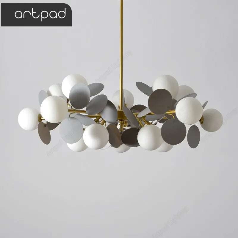 Lampadario uva dorata moderno