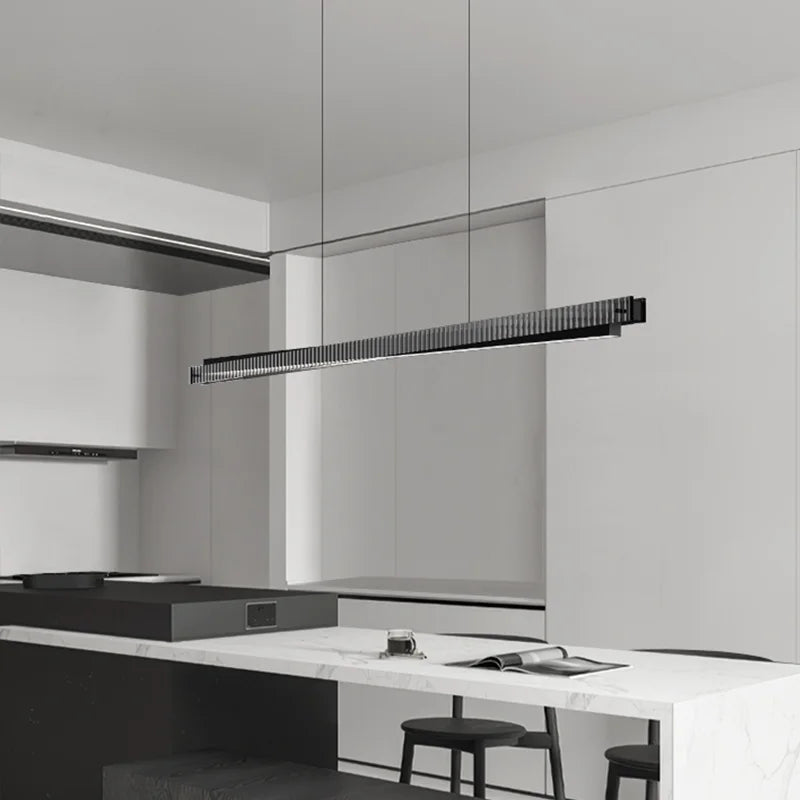 lampadario di design in alluminio e vetro a forma di barra