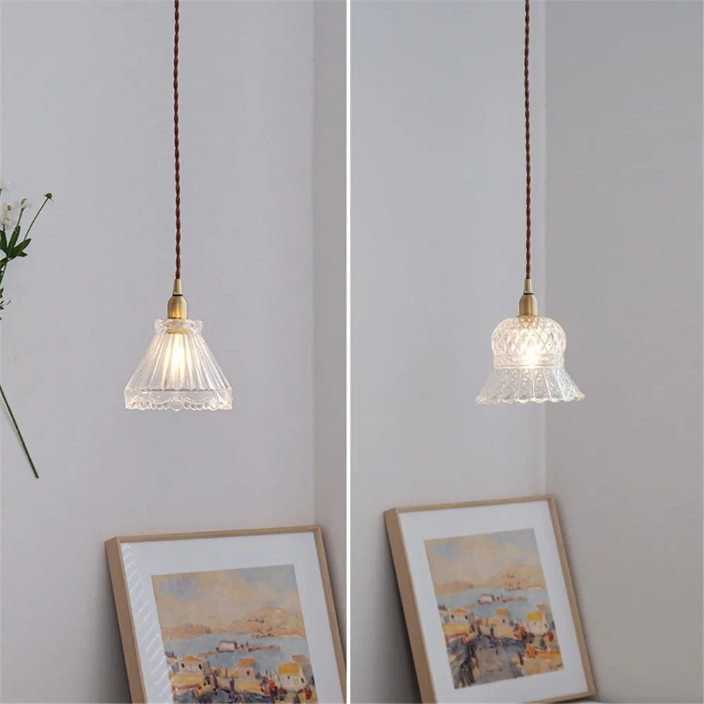Lampadario retrò in ottone elegante