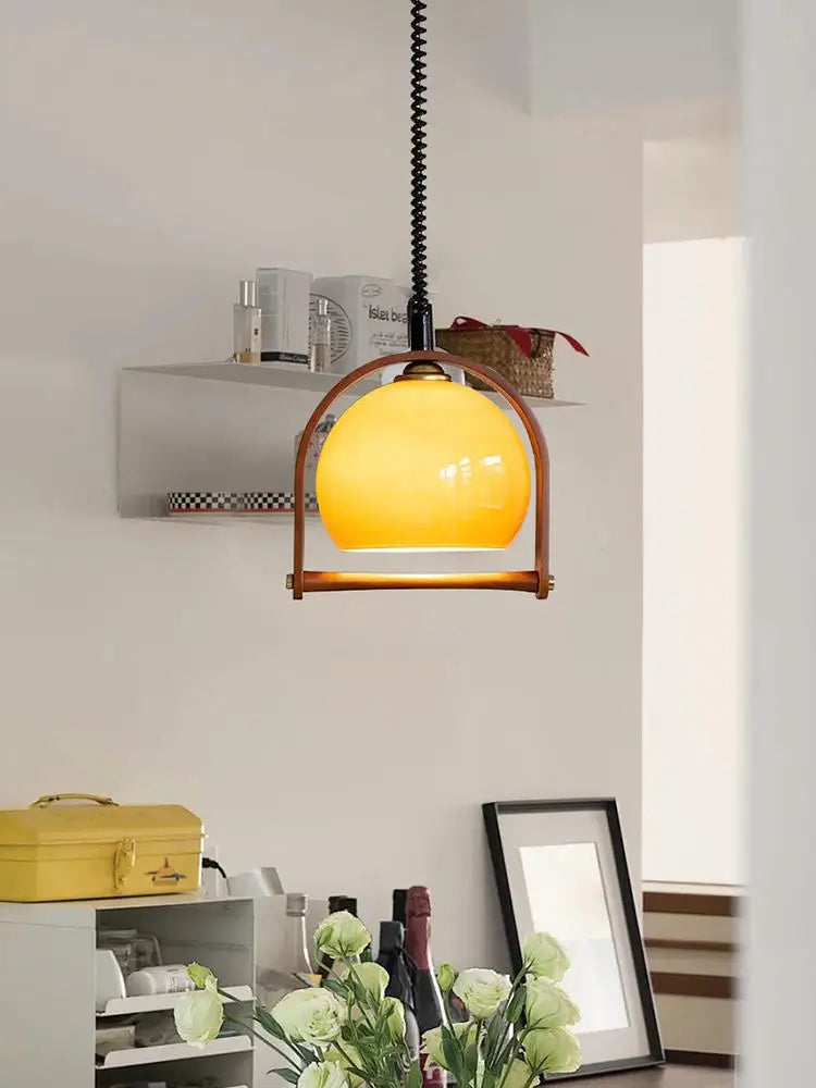 Lampadario vintage in legno pregiato design